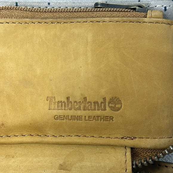 Timberland womens Wallet RFID Leather Crossbody Phone Bag Wheat Nubuck - Picture 7 of 8